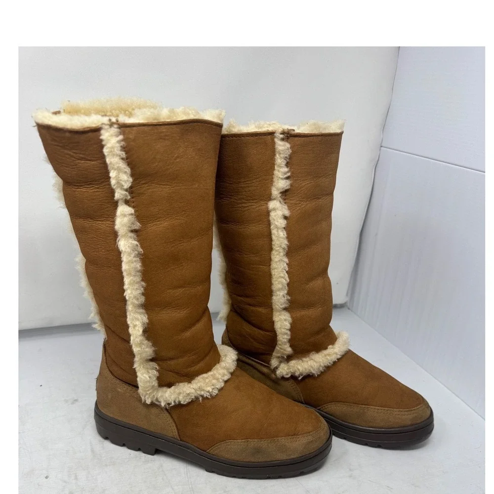 Rare🔥UGG Australia🩷🤎🩷Tall Chestnut Leather Shearling sheepskin Winter Boot 9